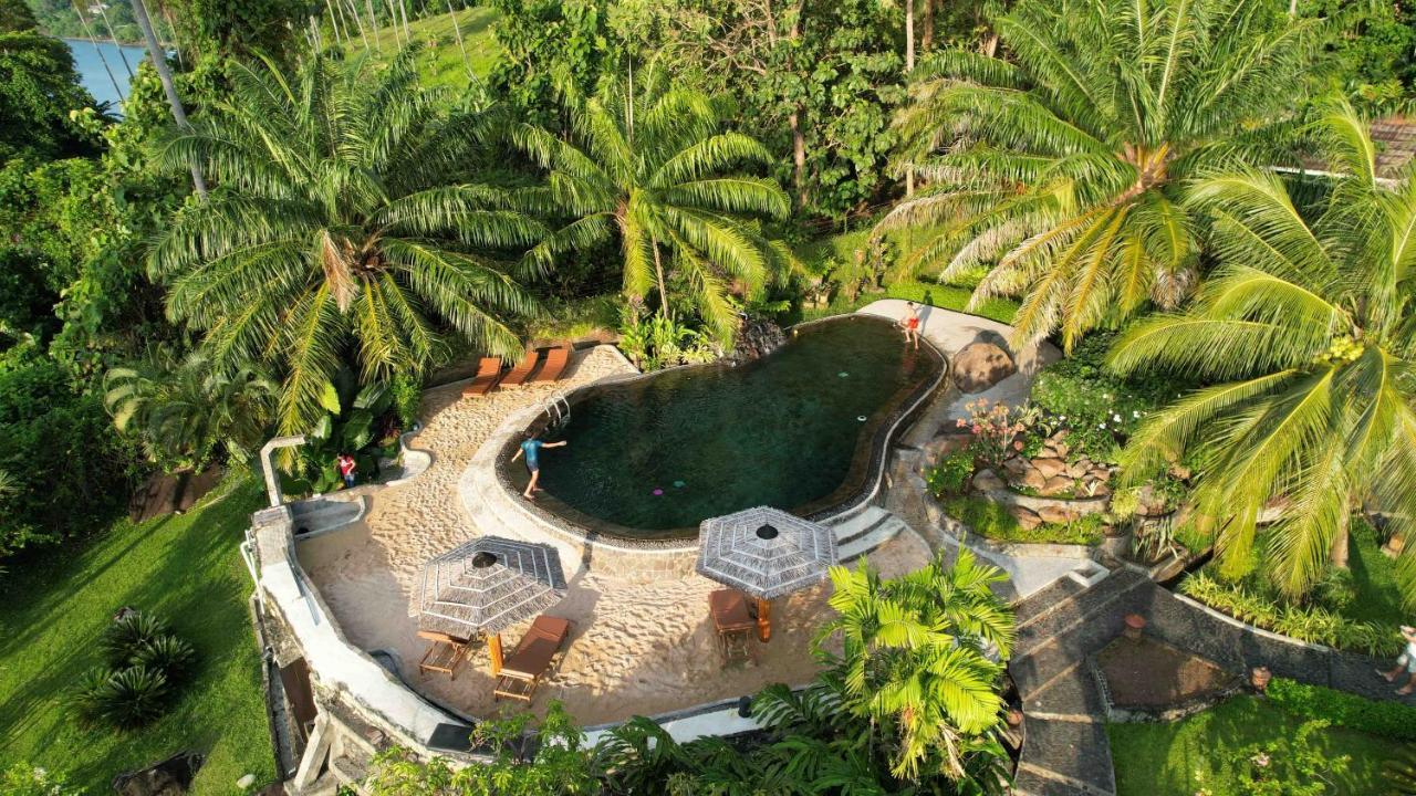 Lumbalumba - Resor Manado